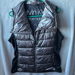 Calvin Klein Metallic Silver Puffer Vest medium
